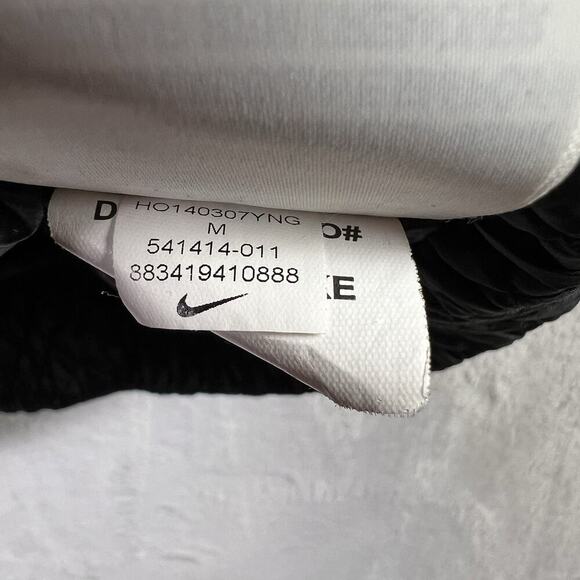 Nike Cascade Puffer Vest Women's Medium Black Goose Down Full Zip Athleisure - Picture 11 of 16